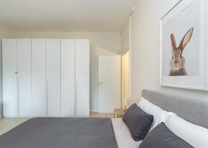 アパート Aura ローマ