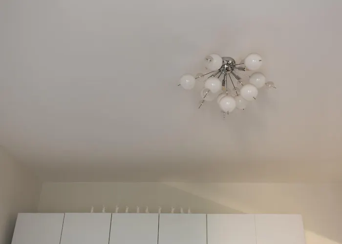 Aura アパート ローマ